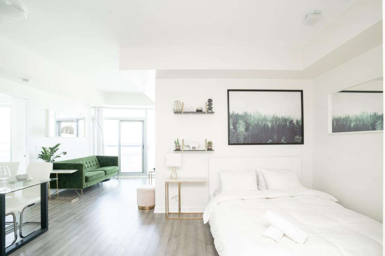 Beautiful Luxurious Modern Condo With Breathtaking Views Toronto Exterior foto