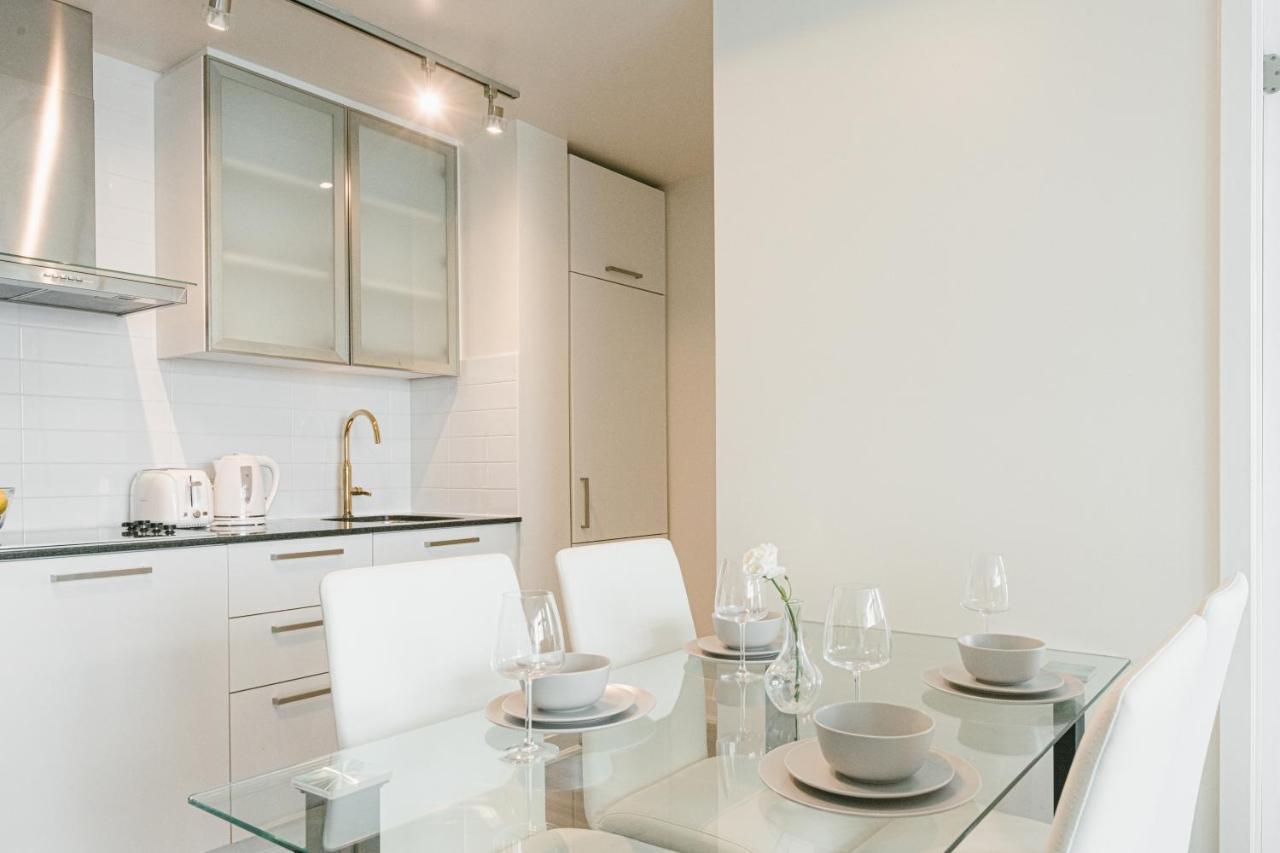 Beautiful Luxurious Modern Condo With Breathtaking Views Toronto Exterior foto