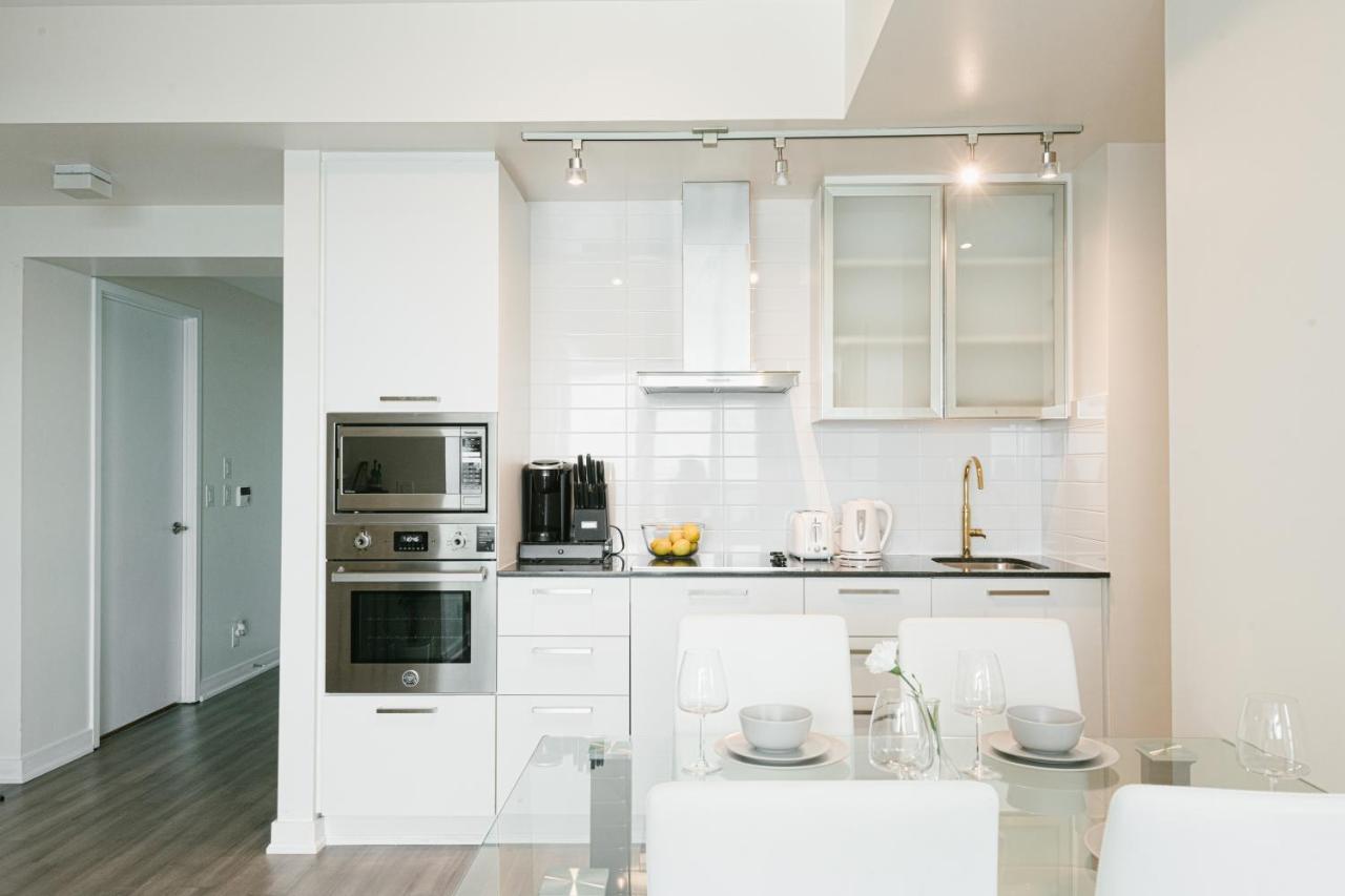 Beautiful Luxurious Modern Condo With Breathtaking Views Toronto Exterior foto